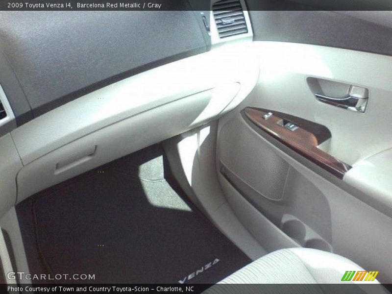 Barcelona Red Metallic / Gray 2009 Toyota Venza I4