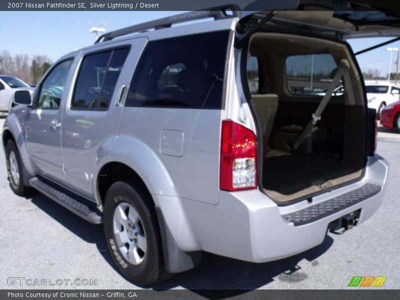 Silver Lightning / Desert 2007 Nissan Pathfinder SE