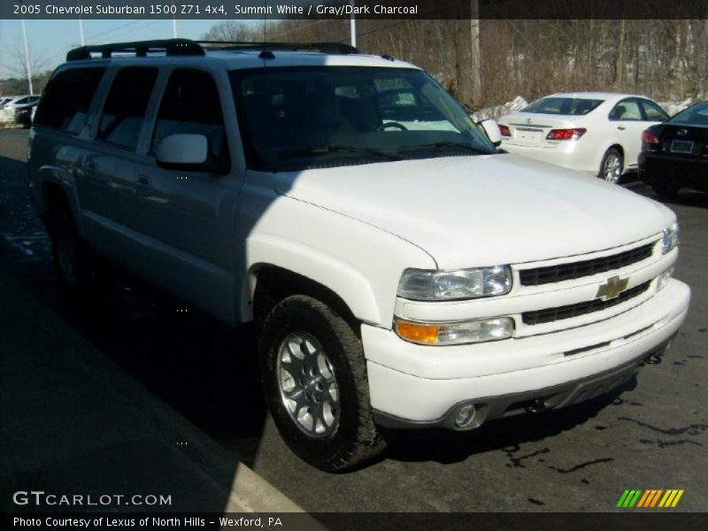 Summit White / Gray/Dark Charcoal 2005 Chevrolet Suburban 1500 Z71 4x4