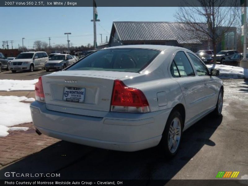 Ice White / Beige 2007 Volvo S60 2.5T