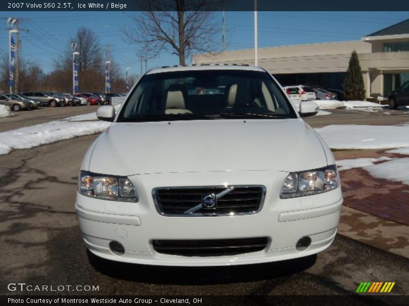 Ice White / Beige 2007 Volvo S60 2.5T