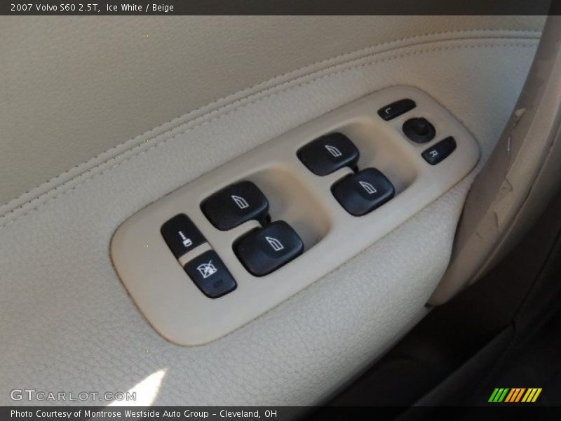 Ice White / Beige 2007 Volvo S60 2.5T