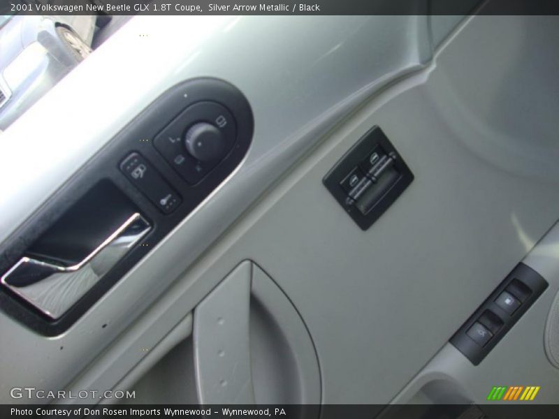 Silver Arrow Metallic / Black 2001 Volkswagen New Beetle GLX 1.8T Coupe