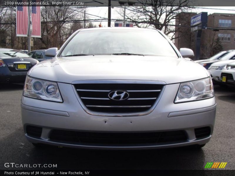 Bright Silver / Gray 2009 Hyundai Sonata GLS