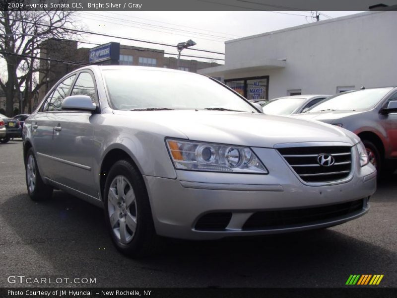 Bright Silver / Gray 2009 Hyundai Sonata GLS