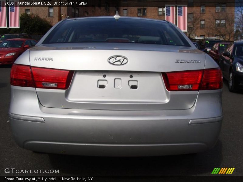 Bright Silver / Gray 2009 Hyundai Sonata GLS