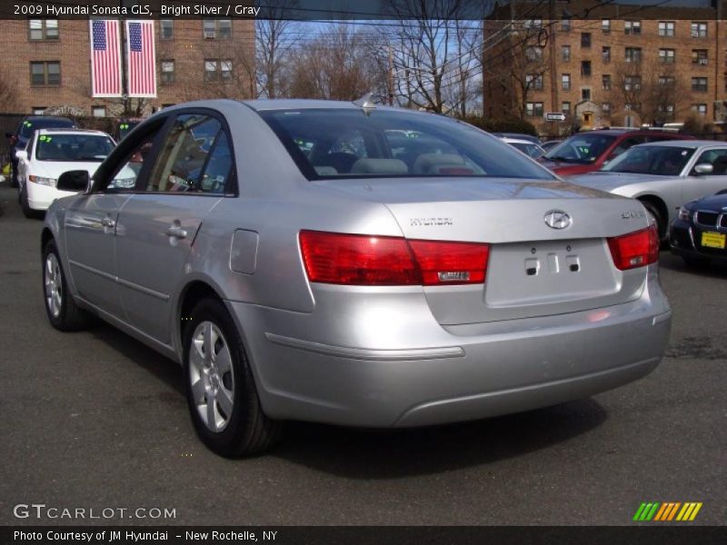 Bright Silver / Gray 2009 Hyundai Sonata GLS