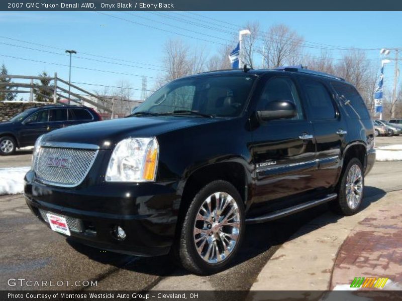 Onyx Black / Ebony Black 2007 GMC Yukon Denali AWD