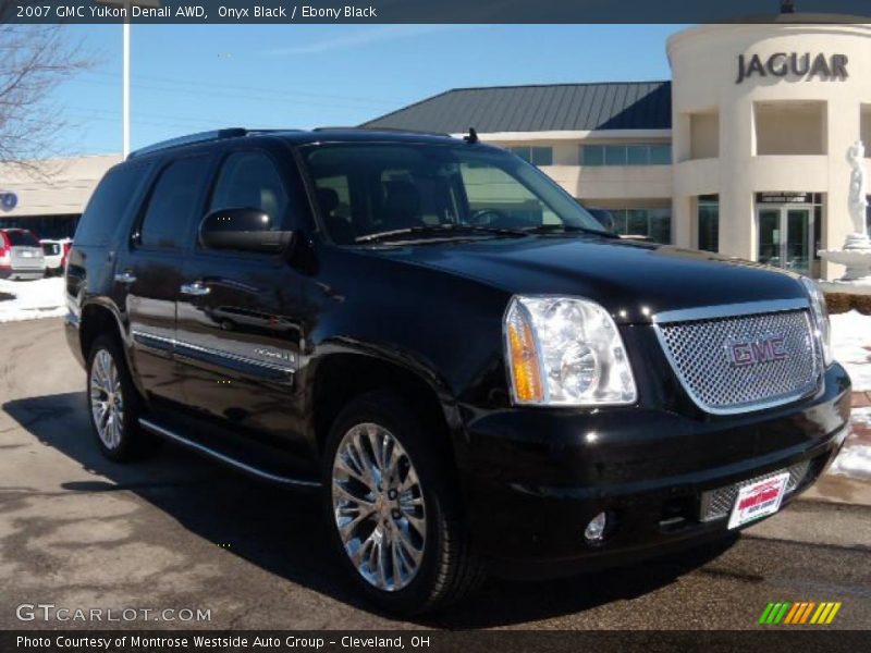 Onyx Black / Ebony Black 2007 GMC Yukon Denali AWD