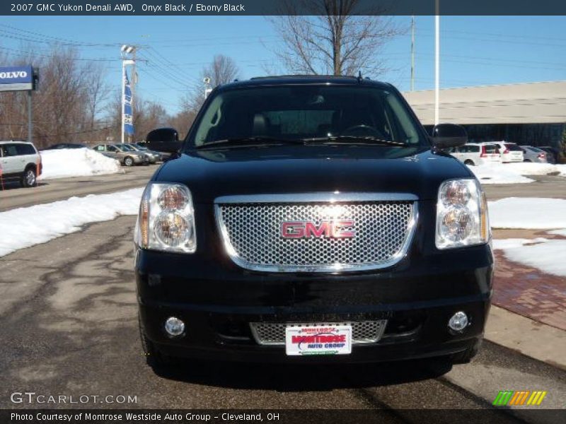 Onyx Black / Ebony Black 2007 GMC Yukon Denali AWD