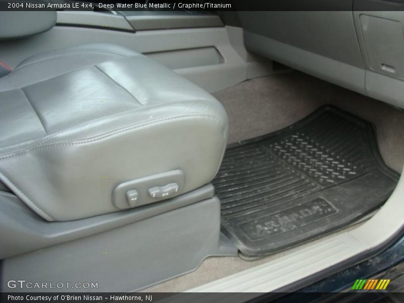 Deep Water Blue Metallic / Graphite/Titanium 2004 Nissan Armada LE 4x4