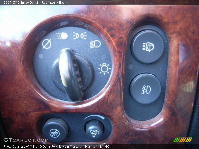 Red Jewel / Ebony 2007 GMC Envoy Denali