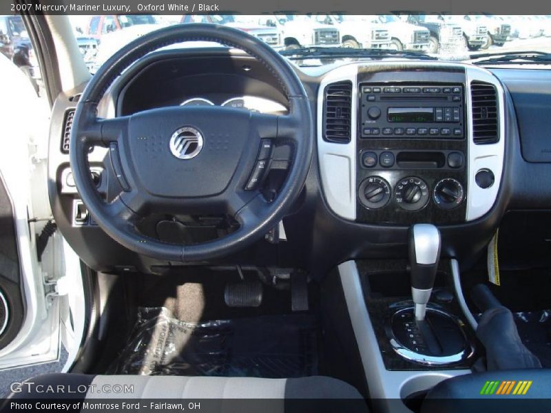 Oxford White / Black 2007 Mercury Mariner Luxury