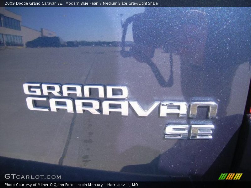 Modern Blue Pearl / Medium Slate Gray/Light Shale 2009 Dodge Grand Caravan SE