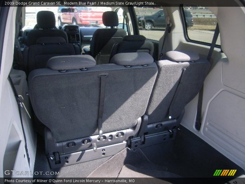 Modern Blue Pearl / Medium Slate Gray/Light Shale 2009 Dodge Grand Caravan SE