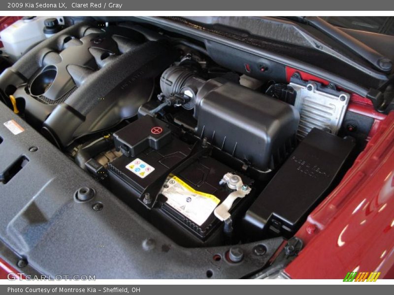 Claret Red / Gray 2009 Kia Sedona LX