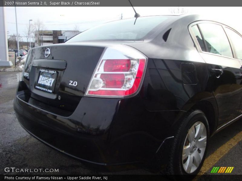 Super Black / Charcoal/Steel 2007 Nissan Sentra 2.0