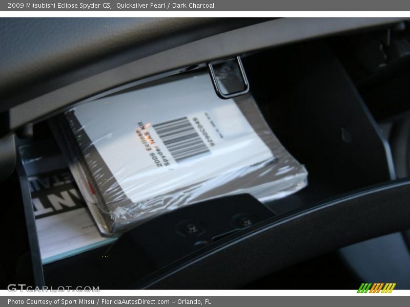 Quicksilver Pearl / Dark Charcoal 2009 Mitsubishi Eclipse Spyder GS