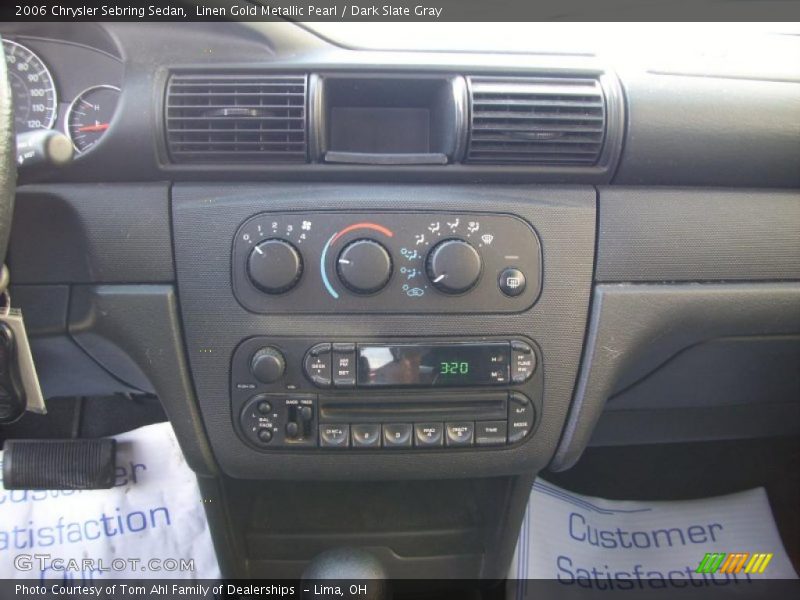 Linen Gold Metallic Pearl / Dark Slate Gray 2006 Chrysler Sebring Sedan