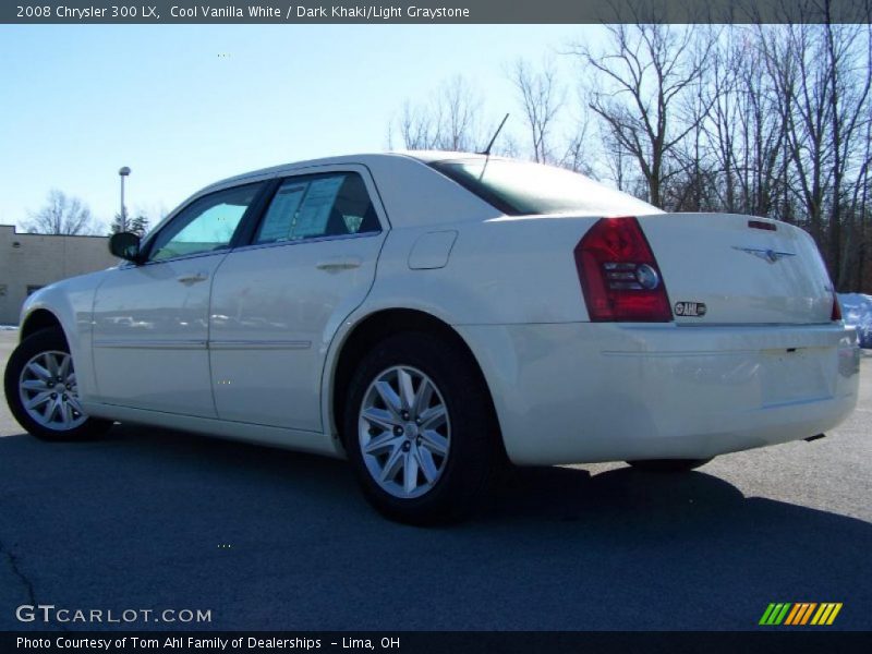 Cool Vanilla White / Dark Khaki/Light Graystone 2008 Chrysler 300 LX