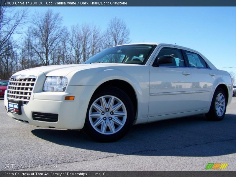 Cool Vanilla White / Dark Khaki/Light Graystone 2008 Chrysler 300 LX