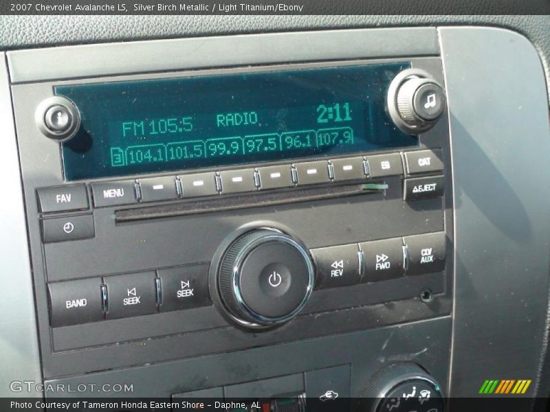 Silver Birch Metallic / Light Titanium/Ebony 2007 Chevrolet Avalanche LS