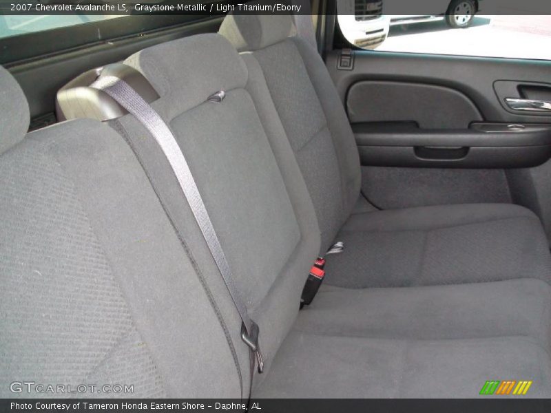 Graystone Metallic / Light Titanium/Ebony 2007 Chevrolet Avalanche LS
