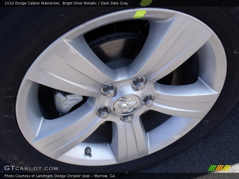 Bright Silver Metallic / Dark Slate Gray 2010 Dodge Caliber Mainstreet
