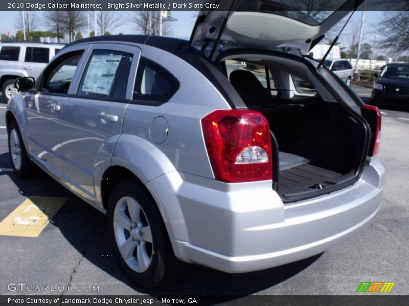 Bright Silver Metallic / Dark Slate Gray 2010 Dodge Caliber Mainstreet