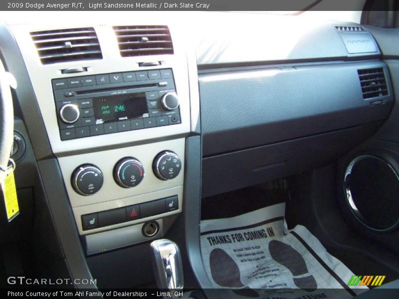 Light Sandstone Metallic / Dark Slate Gray 2009 Dodge Avenger R/T