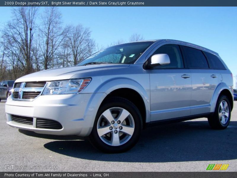 Bright Silver Metallic / Dark Slate Gray/Light Graystone 2009 Dodge Journey SXT