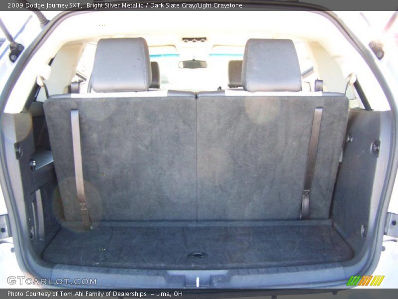 Bright Silver Metallic / Dark Slate Gray/Light Graystone 2009 Dodge Journey SXT