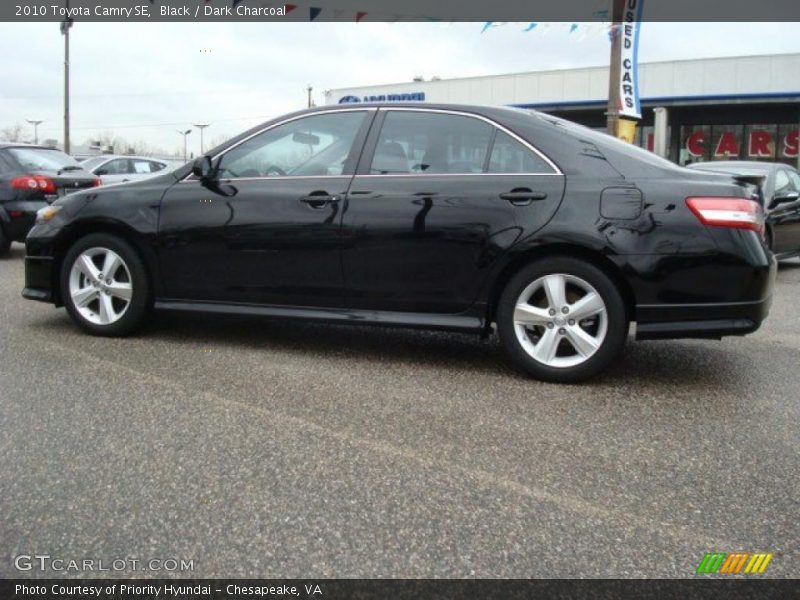Black / Dark Charcoal 2010 Toyota Camry SE