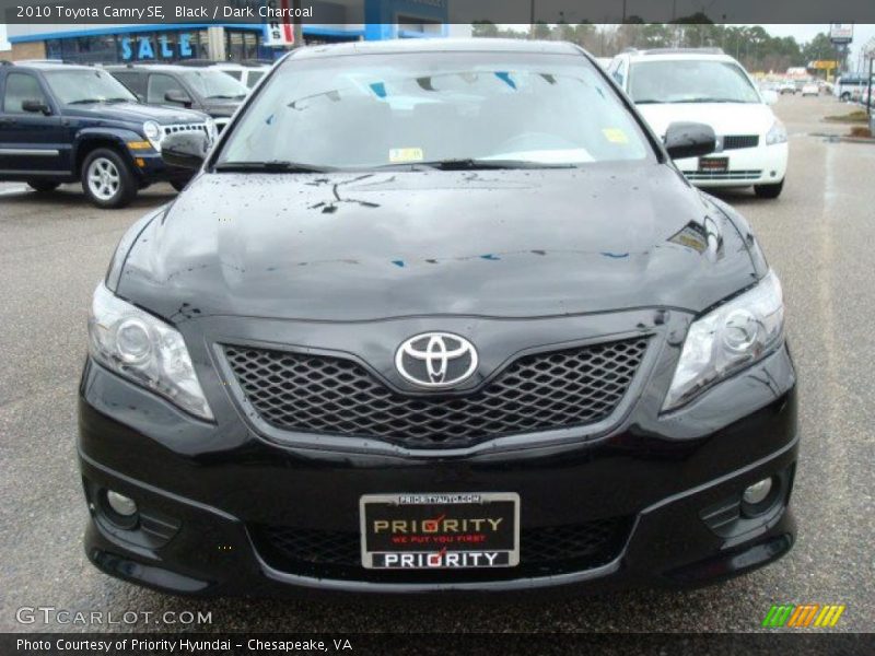 Black / Dark Charcoal 2010 Toyota Camry SE