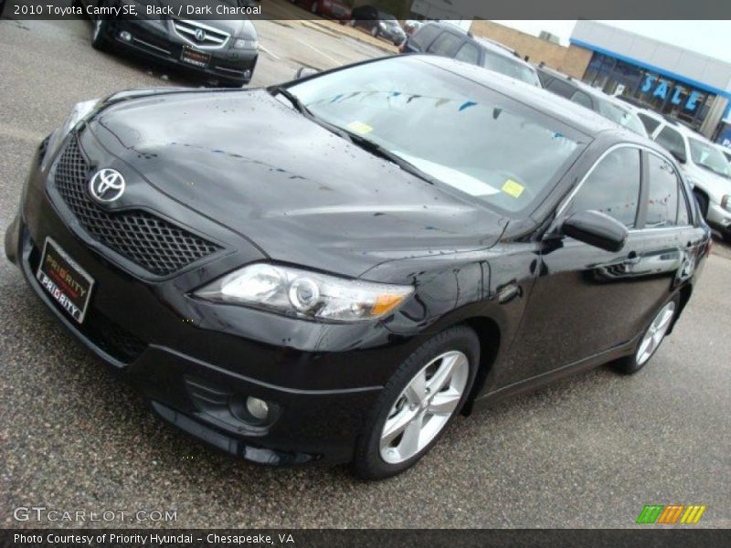Black / Dark Charcoal 2010 Toyota Camry SE
