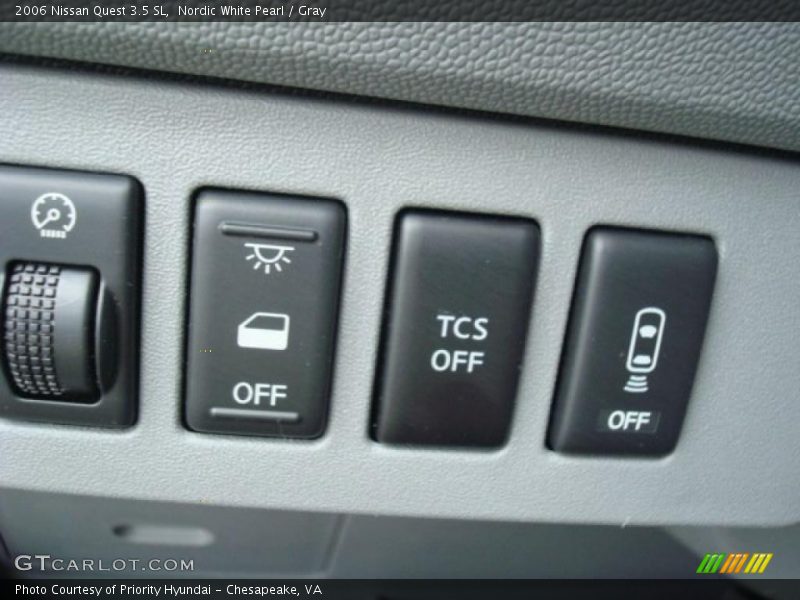 Nordic White Pearl / Gray 2006 Nissan Quest 3.5 SL