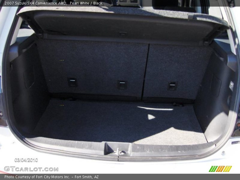 Pearl White / Black 2007 Suzuki SX4 Convenience AWD