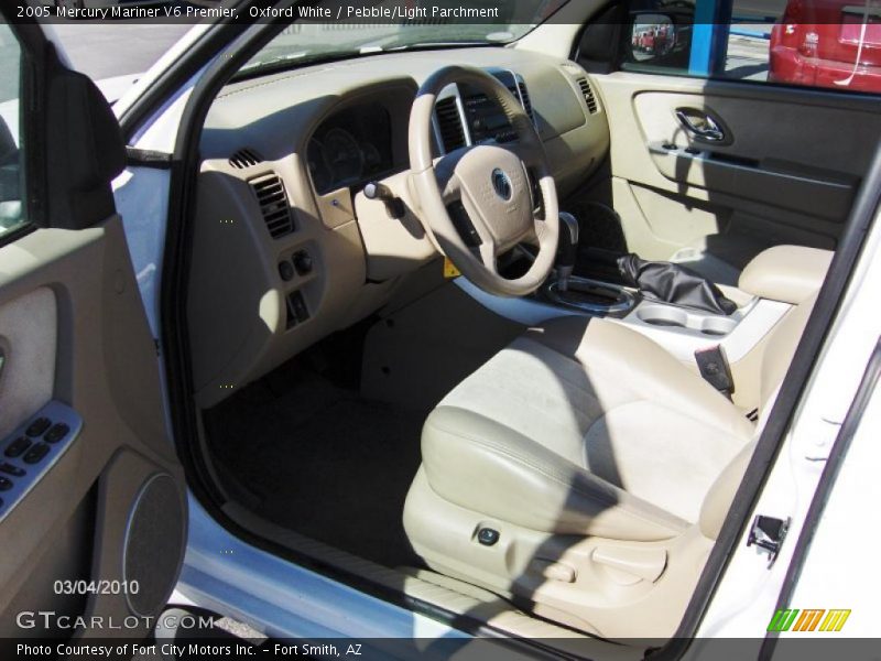 Oxford White / Pebble/Light Parchment 2005 Mercury Mariner V6 Premier