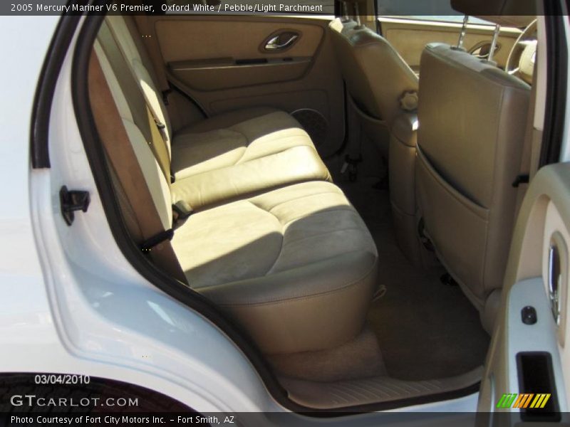 Oxford White / Pebble/Light Parchment 2005 Mercury Mariner V6 Premier