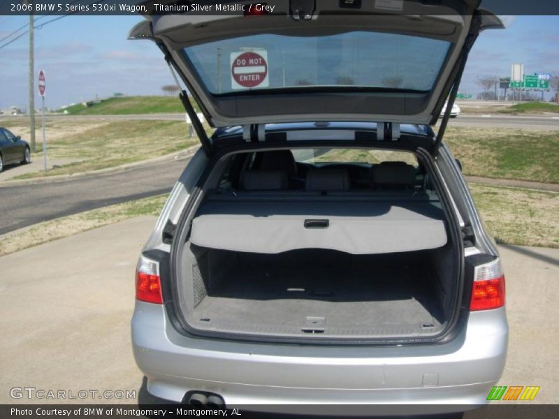 Titanium Silver Metallic / Grey 2006 BMW 5 Series 530xi Wagon