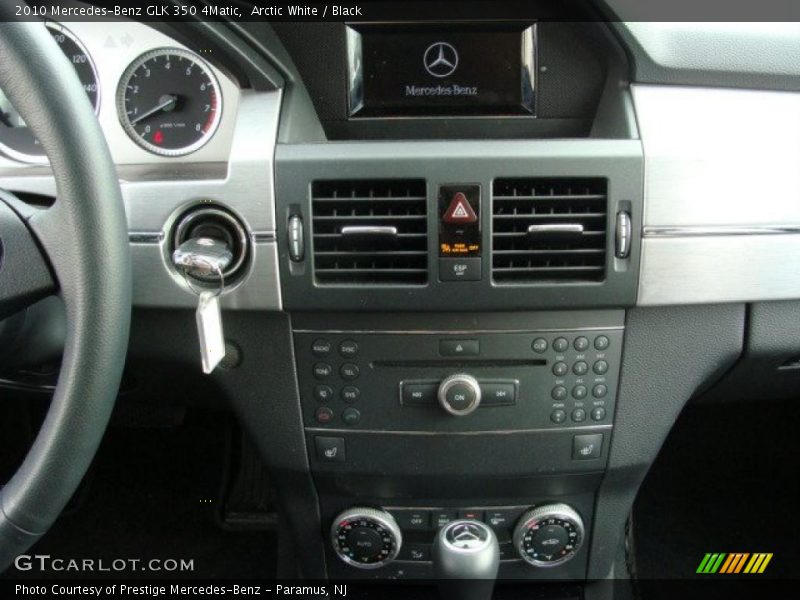 Arctic White / Black 2010 Mercedes-Benz GLK 350 4Matic