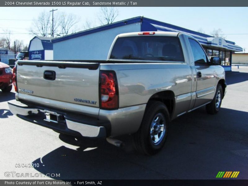 Sandstone Metallic / Tan 2004 Chevrolet Silverado 1500 LS Regular Cab