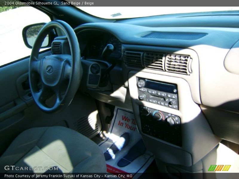 Sand Beige / Beige 2004 Oldsmobile Silhouette GL