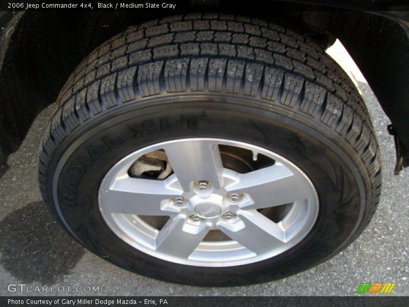 Black / Medium Slate Gray 2006 Jeep Commander 4x4
