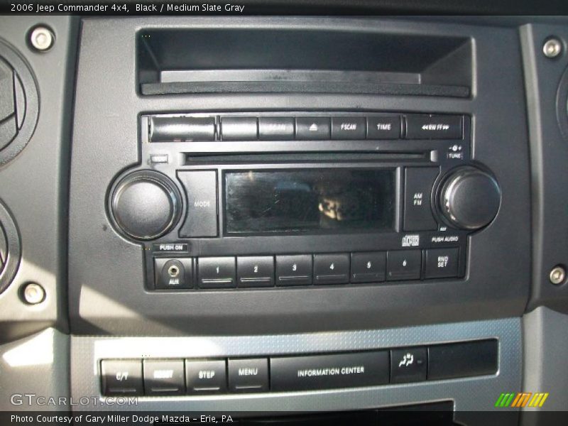 Black / Medium Slate Gray 2006 Jeep Commander 4x4