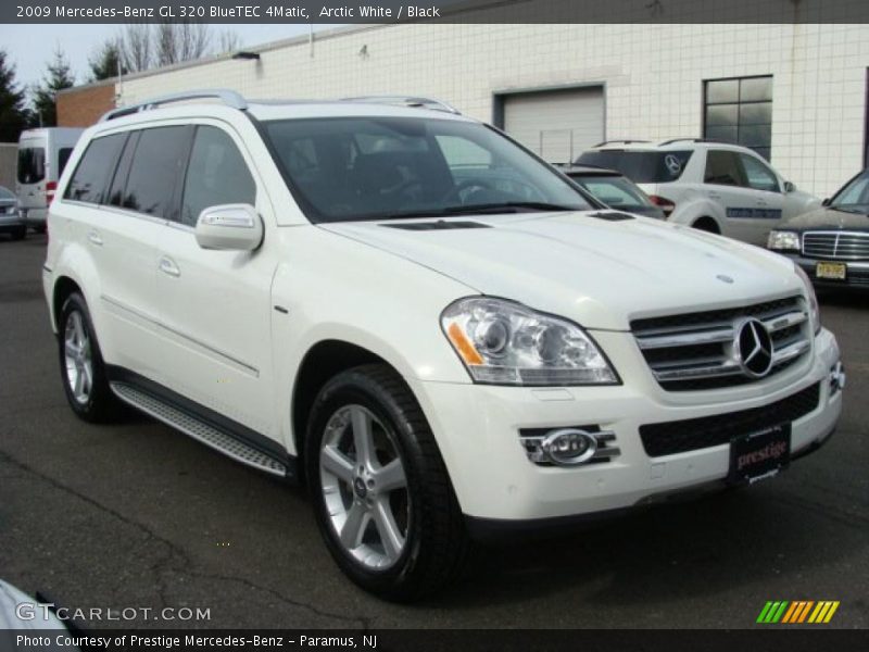 Arctic White / Black 2009 Mercedes-Benz GL 320 BlueTEC 4Matic