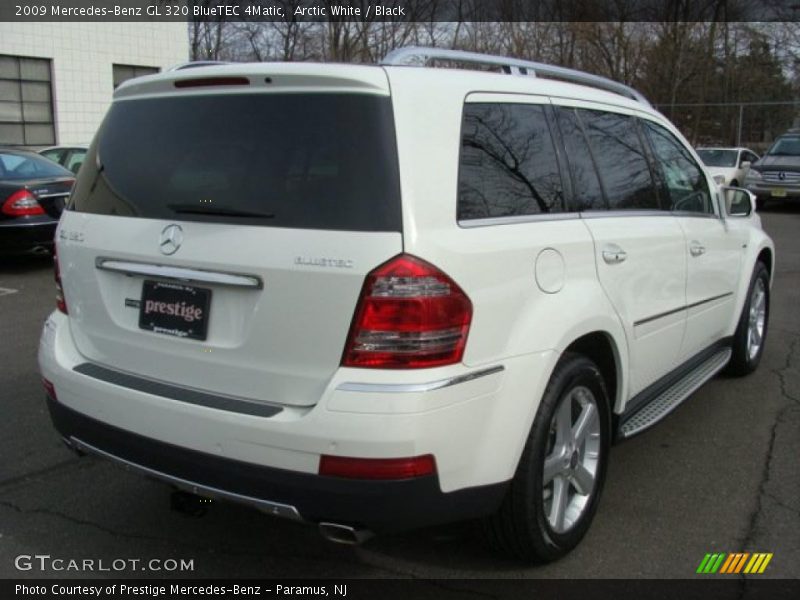 Arctic White / Black 2009 Mercedes-Benz GL 320 BlueTEC 4Matic