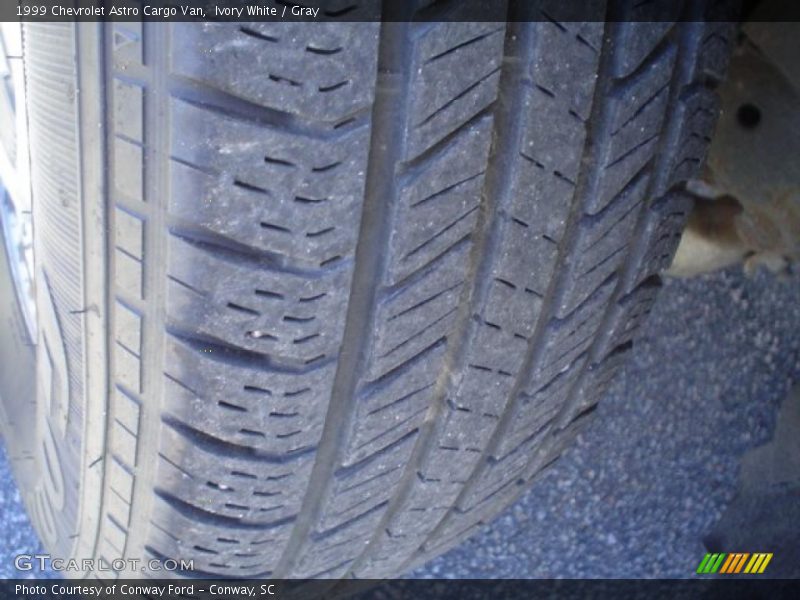Ivory White / Gray 1999 Chevrolet Astro Cargo Van