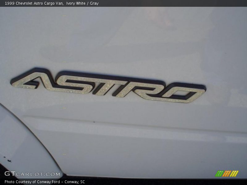 Ivory White / Gray 1999 Chevrolet Astro Cargo Van