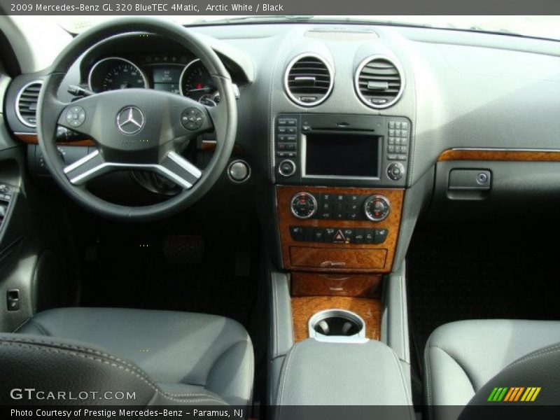 Arctic White / Black 2009 Mercedes-Benz GL 320 BlueTEC 4Matic